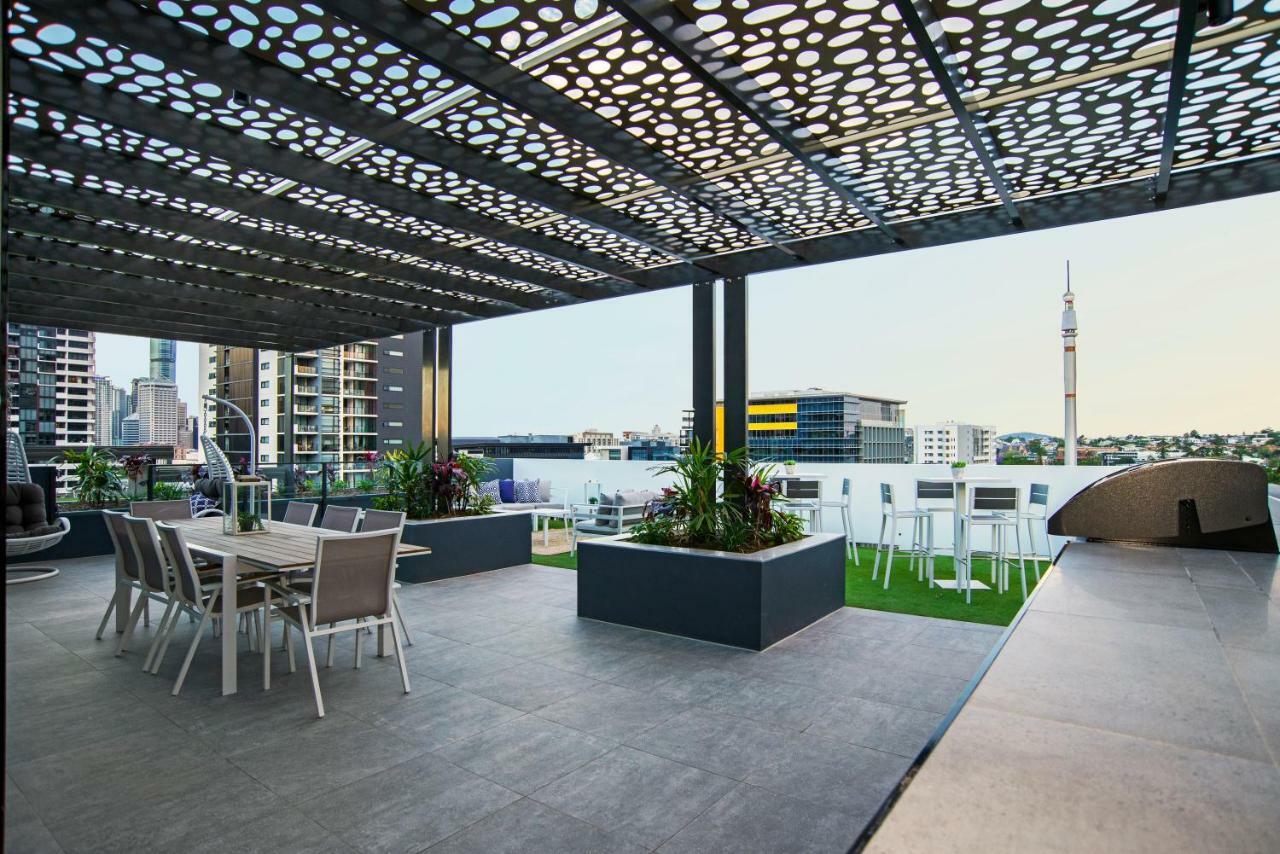 Arise Harmony Aparthotel Brisbane Bagian luar foto